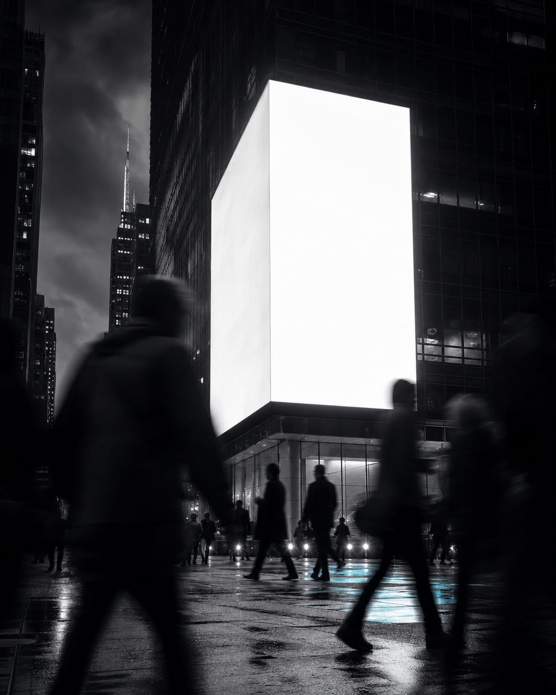 Señal de marca visible entre el movimiento de una ciudad